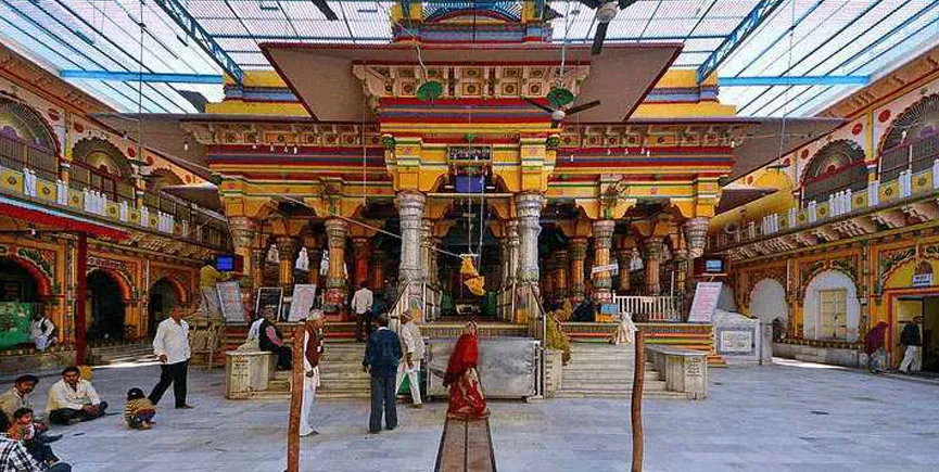 Dwarkadheesh Temple